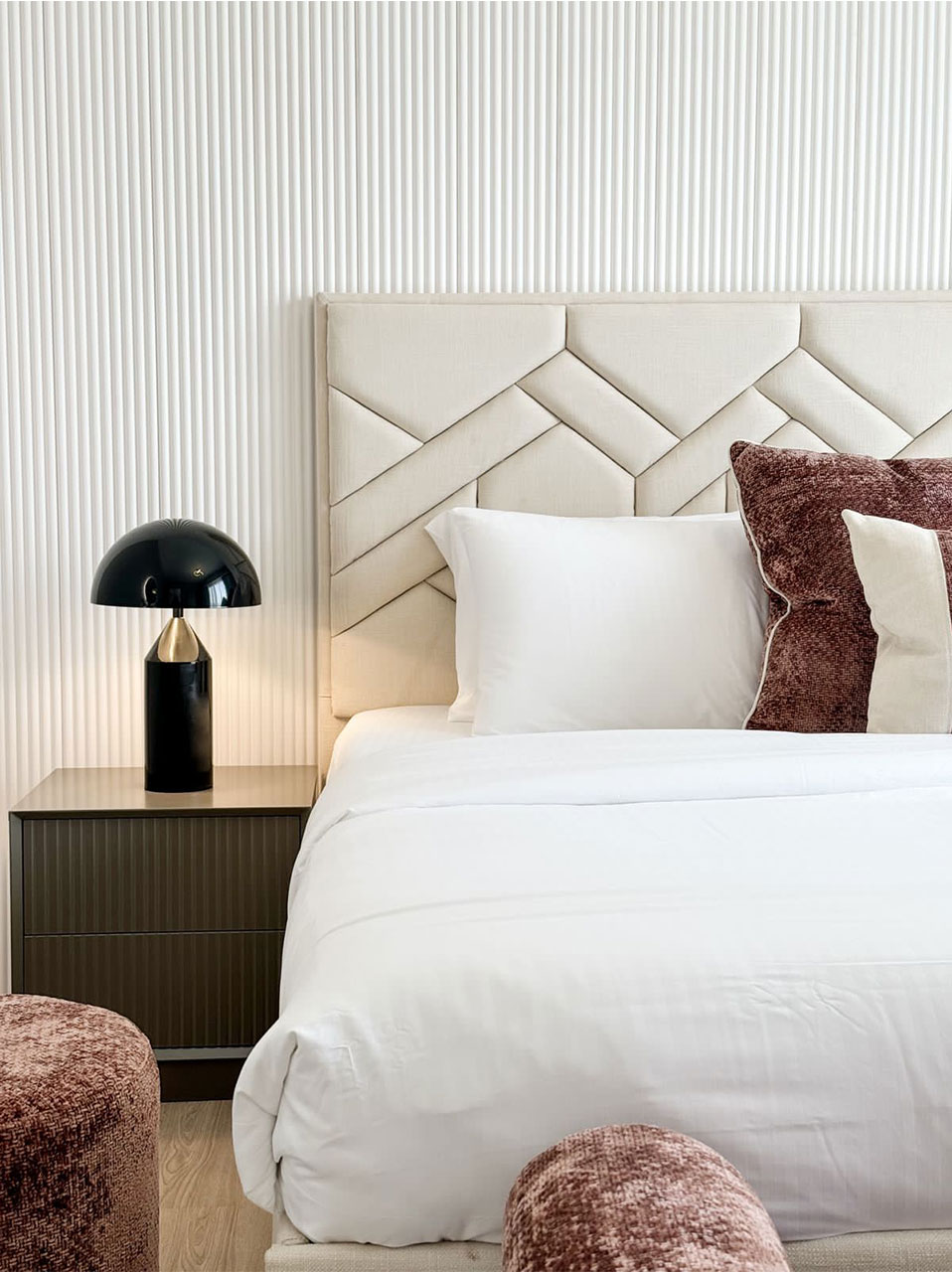 ambassador-bedroom4